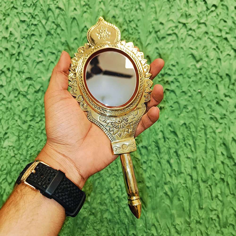 Handmade Aranmula Kannadi Metal Mirror - 3 Inch