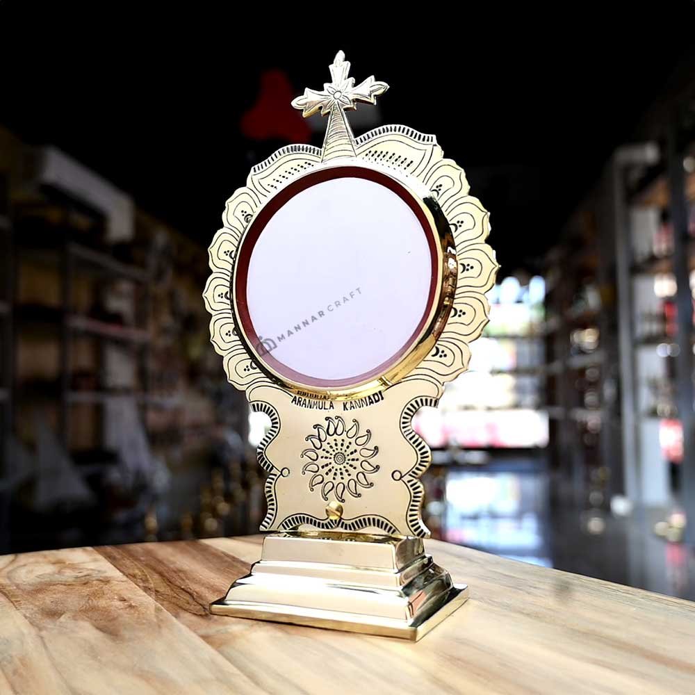 Aranmula kannadi, kurishu model (metal mirror) 4 inch