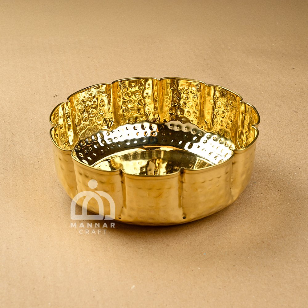 Brass Sheet Lotus Uruli – 9 Inch Decorative Bowl for Floating Flowers & Home Decor