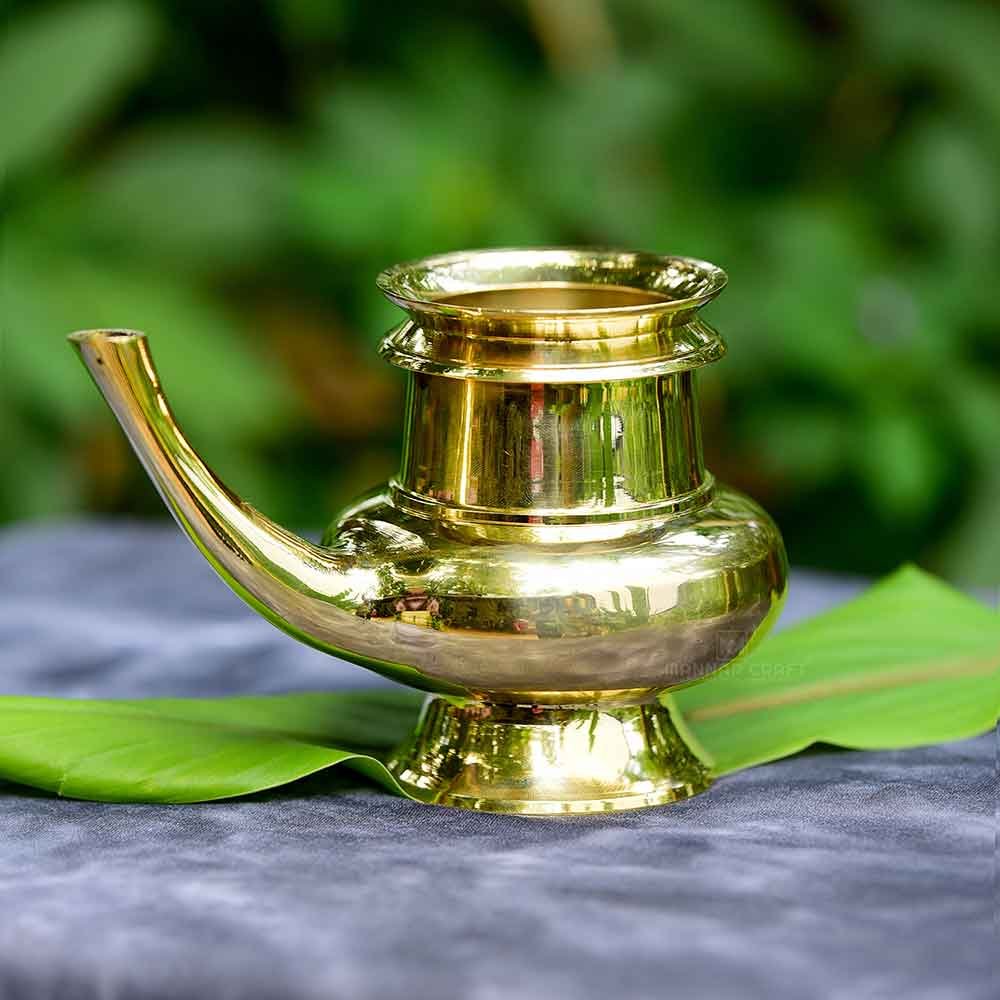 Traditional Kindi Vessel: Exquisite Brass Kindi for Pooja and Home Decoration - 3x2 inch