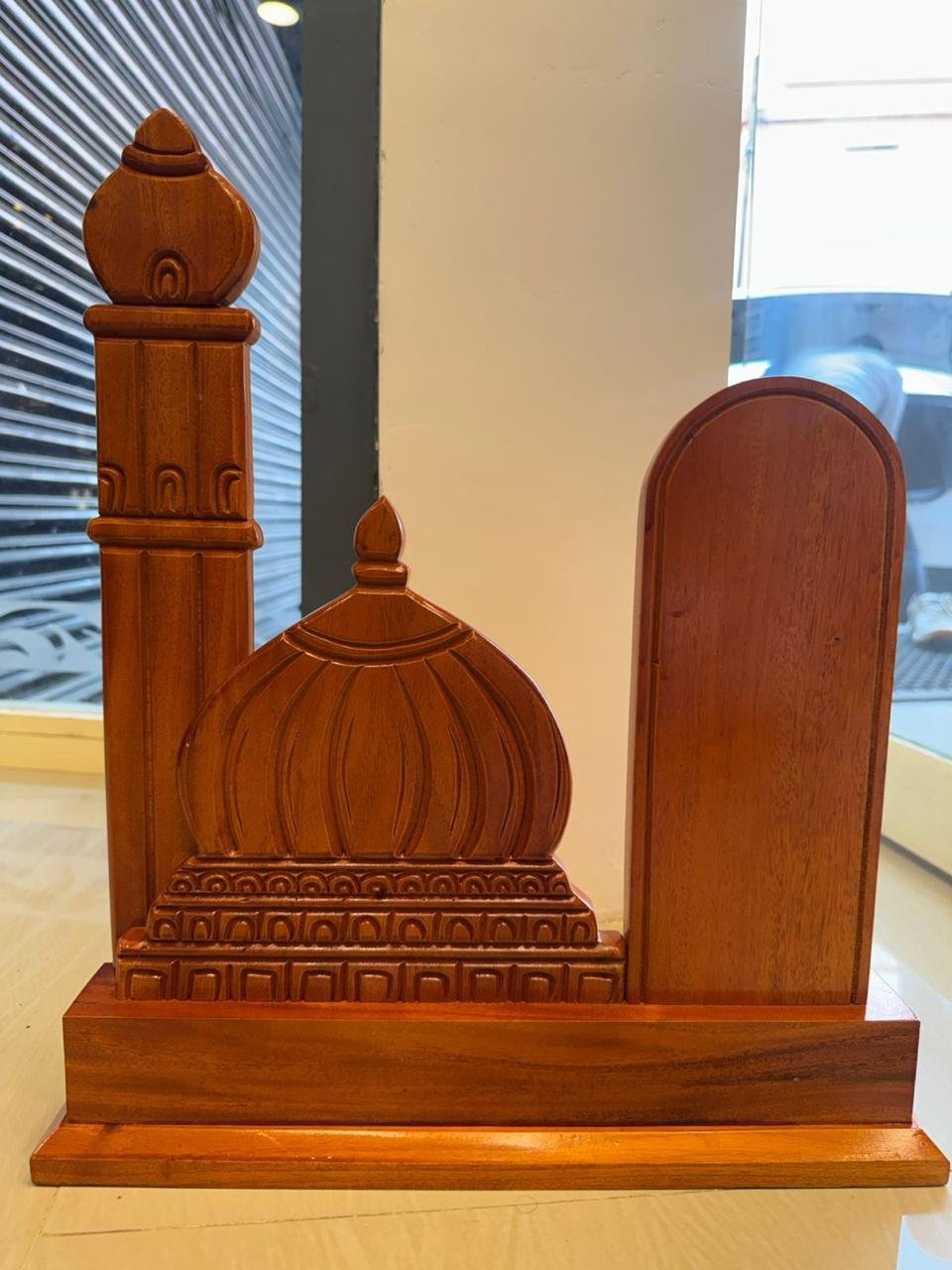 Premium Mahogany Wood Mosque Memento – 47 cm Handcrafted Islamic Wooden Award | Religious Gift & Home Decor Showpiece by Mannar Craft