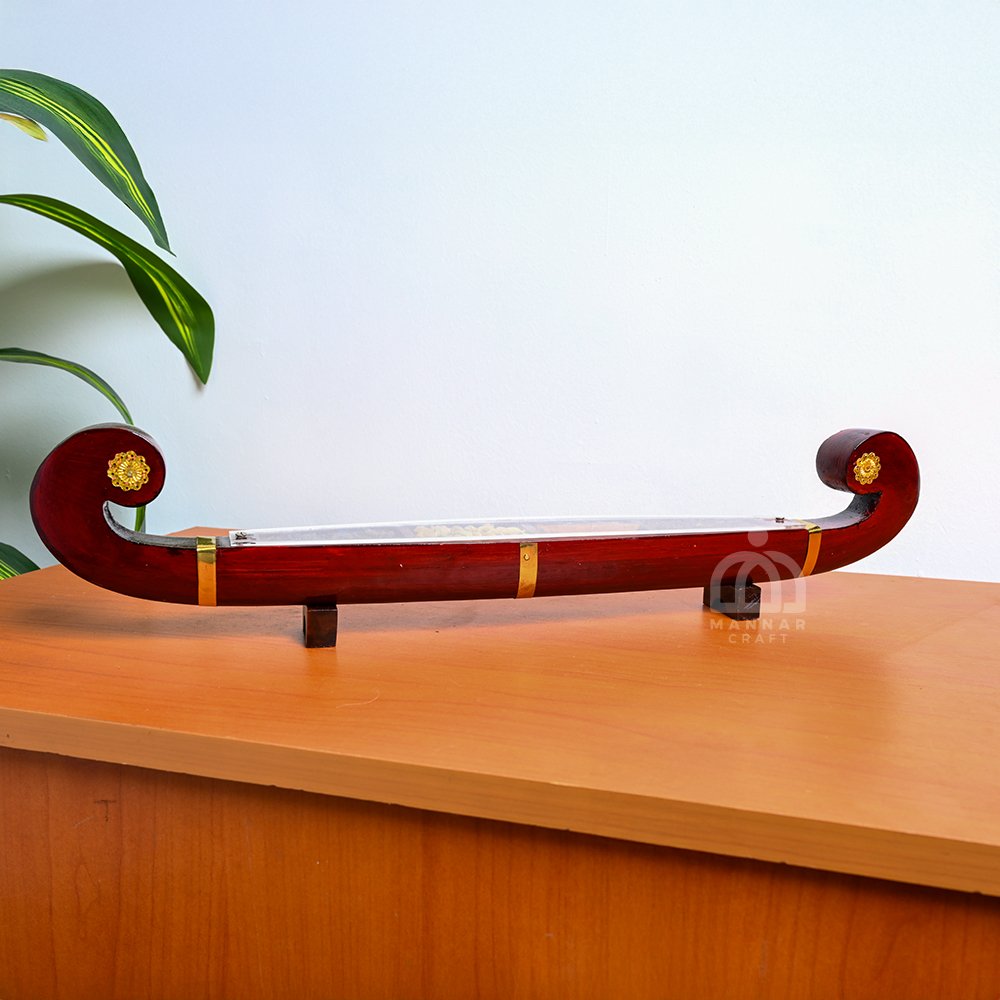 Handcrafted Wooden Churulan Vallam with Stand & Original Spices – Decorative Wooden Spice Holder Boat for Home Decor & Unique Gifting | 49cm – Mannar Craft