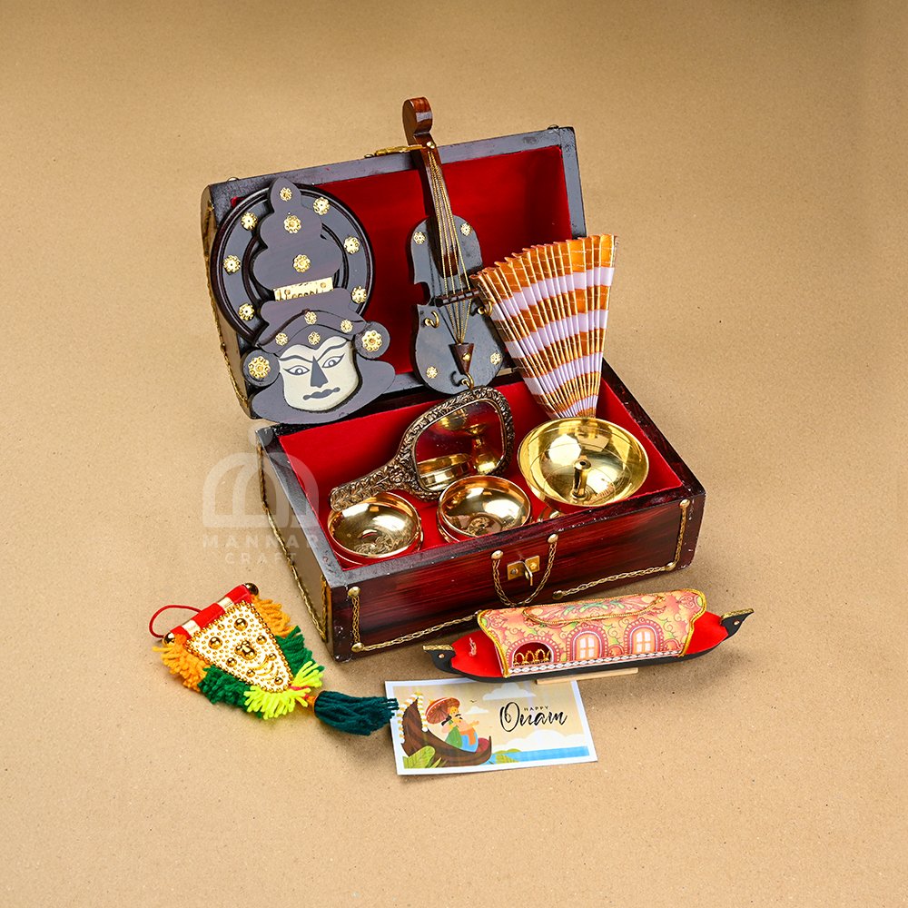 Mannar Craft Kerala Onam Combo – Big Arab Box, Brass Diya, Printed Houseboat, Urulis, Nettipattam, Violin Key Hanger, Brown Kathakali, Thiru Udayada & Vaal Kannadi