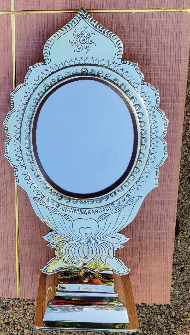 Aranmula kanandi (Metal Mirror) Floral design Frame with stand 6 inch mirror size