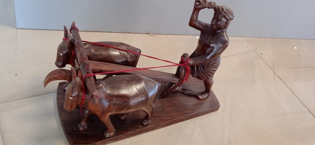 FARMER CART SHOWPIECE