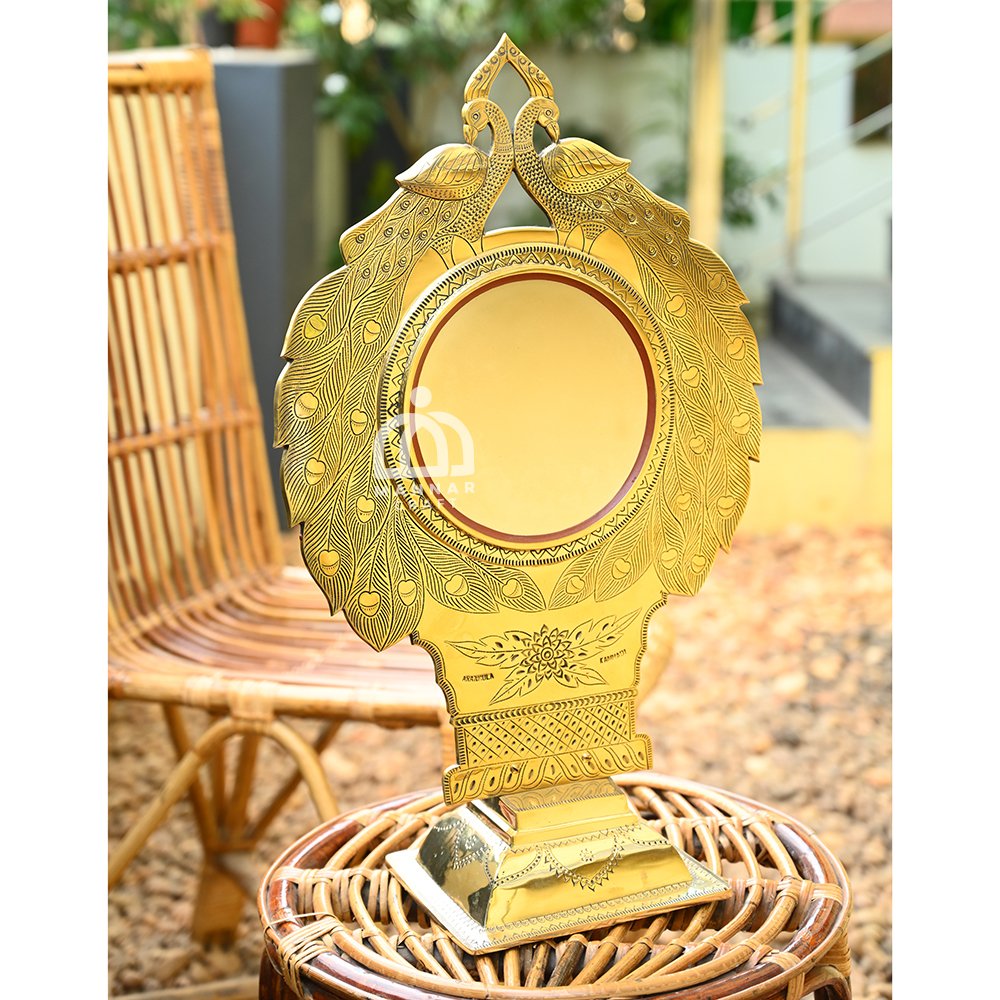 Authentic Tabletop Peacock Model Aranmula Kannadi – 7 Inch Mirror Diameter | Handcrafted Kerala Metal Mirror